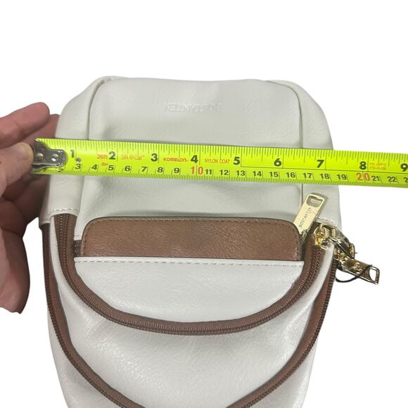 Bostanten White Faux Leather Sling Backpack Crossbody Bag w/Adjustable Strap NEW - Picture 7 of 7